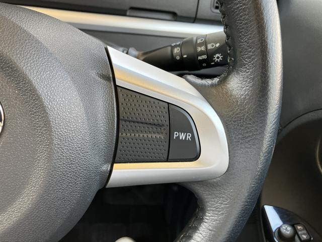タントカスタムＲＳ　トップエディションリミテッドＳＡIII１５インチアルミホイール　大型エアロバンパー　ＬＥＤヘッドランプ　オート格納式カラードドアミラー　本革巻ステアリングホイール　両側パワースライドドア（静岡県）の中古車