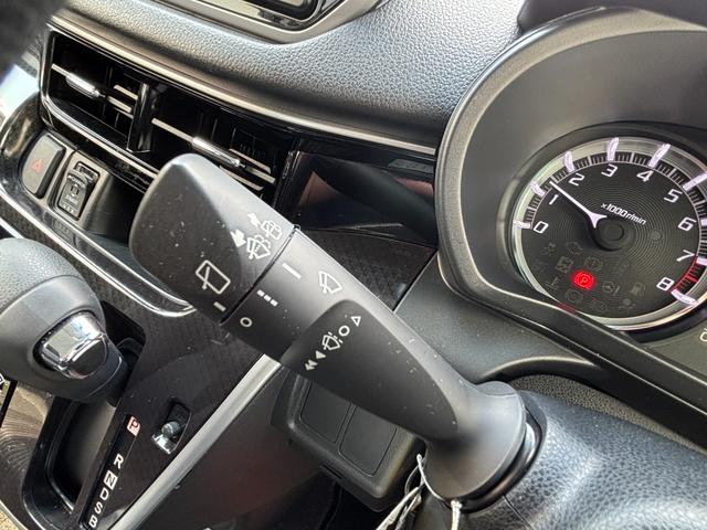ムーヴカスタム　Ｘ　ＶＳ　ＳＡIII１４インチアルミホイール　ウレタンインパネセンターシフト　スーパーＵＶＩＲカットガラス（フロントドア）　ＬＥＤヘッドランプ　自発光式２眼メーター　ＴＦＴカラーマルチインフォメーションディスプレイ（静岡県）の中古車