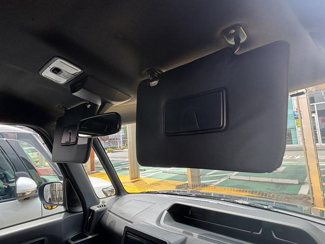 タントカスタムRS15インチアルミホイール キーフリーシステム プッシュボタンスタート オートエアコン(プッシュ式) フルLEDヘッドランプ オート格納式カラードドアミラー 本革巻ステアリングホイール(静岡県)の中古車