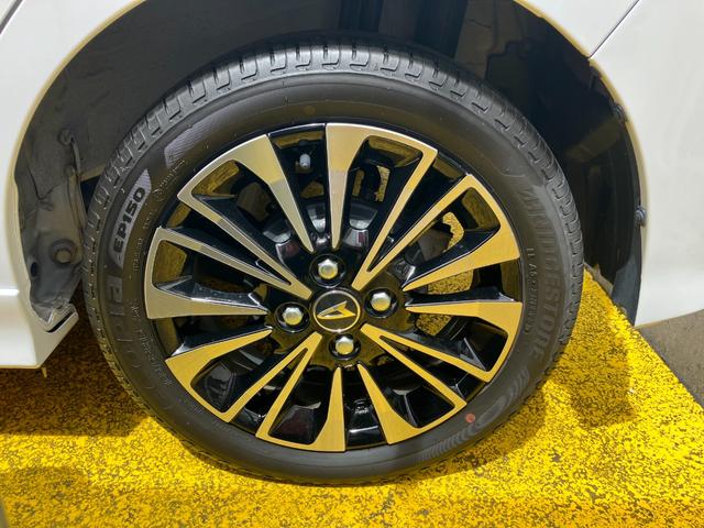 タントカスタムＲＳ１５インチアルミホイール　キーフリーシステム　プッシュボタンスタート　オートエアコン（プッシュ式）　フルＬＥＤヘッドランプ　オート格納式カラードドアミラー　本革巻ステアリングホイール（静岡県）の中古車
