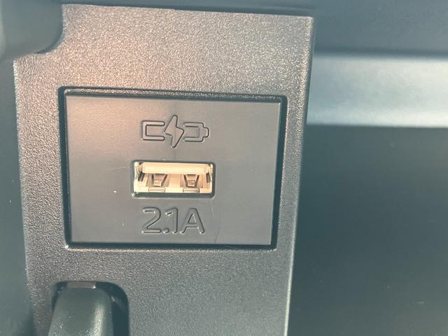 タントカスタムＲＳ１５インチアルミホイール　キーフリーシステム　プッシュボタンスタート　オートエアコン（プッシュ式）　フルＬＥＤヘッドランプ　オート格納式カラードドアミラー　本革巻ステアリングホイール（静岡県）の中古車