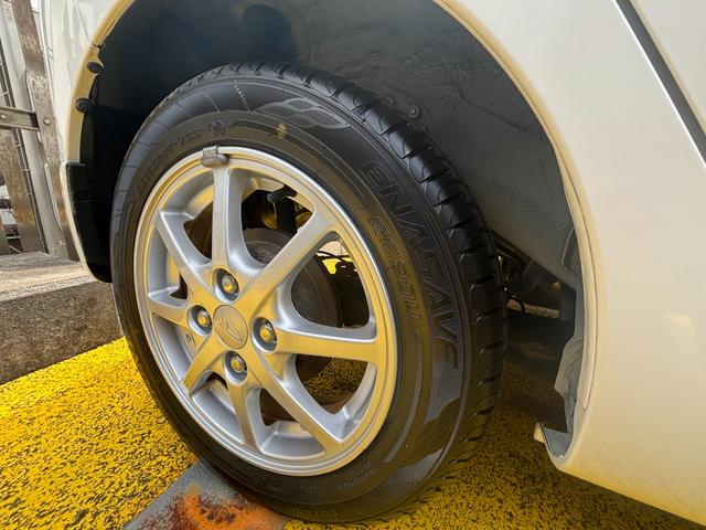 ミライースＸ　ＳＡ１４インチフルホイールキャップ　ハロゲンヘッドランプ　電動格納式（カラード）ドアミラー　パワーステアリング　マニュアルエアコン（ダイヤル式）　キーレスエントリー（静岡県）の中古車