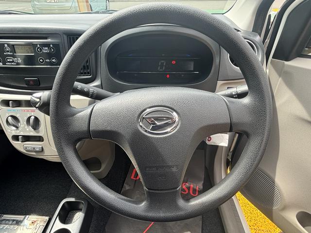 ミライースＸ　ＳＡ１４インチフルホイールキャップ　ハロゲンヘッドランプ　電動格納式（カラード）ドアミラー　パワーステアリング　マニュアルエアコン（ダイヤル式）　キーレスエントリー（静岡県）の中古車