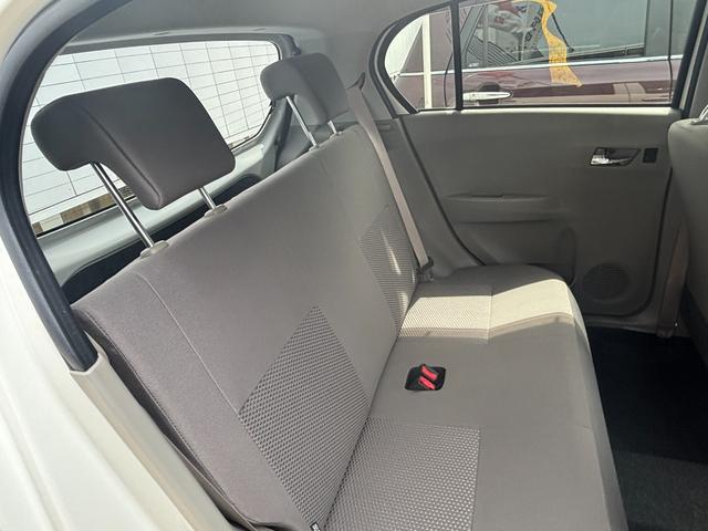 ミライースＸ　ＳＡ１４インチフルホイールキャップ　ハロゲンヘッドランプ　電動格納式（カラード）ドアミラー　パワーステアリング　マニュアルエアコン（ダイヤル式）　キーレスエントリー（静岡県）の中古車