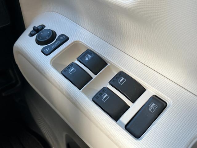 ムーヴキャンバスストライプスＧターボ　　ｅｃｏ　ＩＤＬＥ非装着車１４インチフルホイールキャップ　ＬＥＤヘッドランプ　ＬＥＤフォグランプ　ホっとカップホルダー　両側パワースライドドア　キーフリーシステム　プッシュボタンスタート　ＵＶカットガラス（静岡県）の中古車