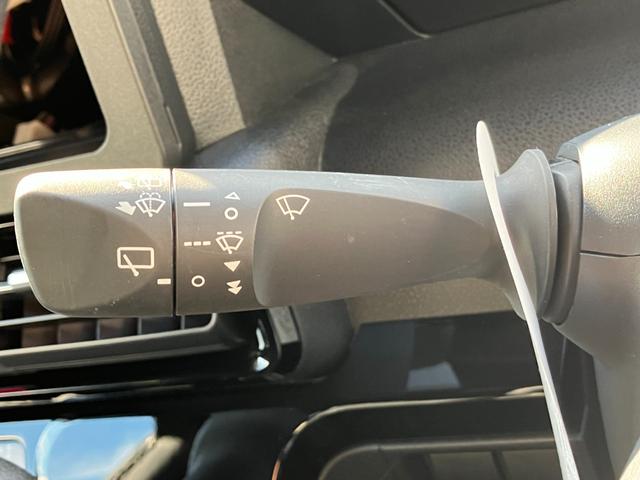 タントカスタムＸ１４インチアルミホイール　大型エアロバンパー　フルＬＥＤヘッドランプ　オート格納式カラードドアミラー　両側パワースライドドア　キーフリーシステム　プッシュボタンスタート（静岡県）の中古車