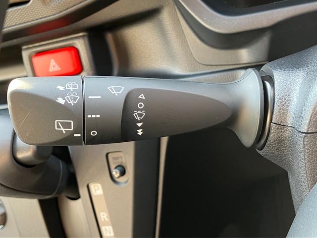 ミライースＬ　ＳＡIII１３インチフルホイールキャップ　マルチリフレクターハロゲンヘッドランプ　可倒式ドアミラー　自発光式デジタルメーターアンバーイルミネーションメーター　マニュアルエアコン（ダイヤル式）　キーレスエントリー（静岡県）の中古車