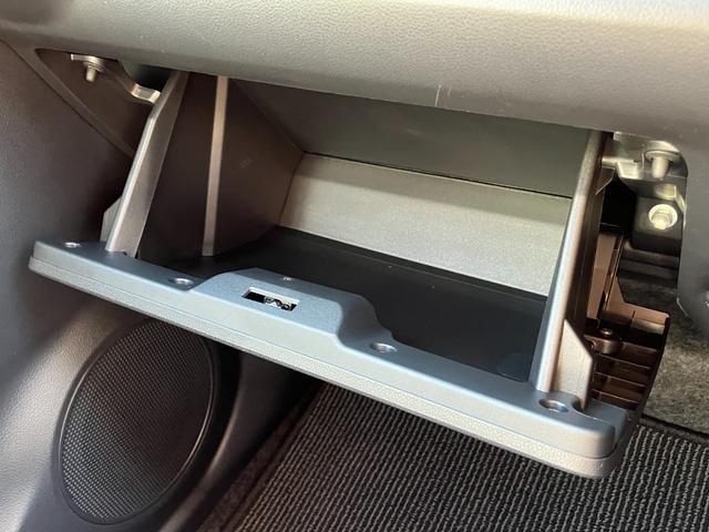 ミライースＬ　ＳＡIII１３インチフルホイールキャップ　マルチリフレクターハロゲンヘッドランプ　可倒式ドアミラー　自発光式デジタルメーターアンバーイルミネーションメーター　マニュアルエアコン（ダイヤル式）　キーレスエントリー（静岡県）の中古車