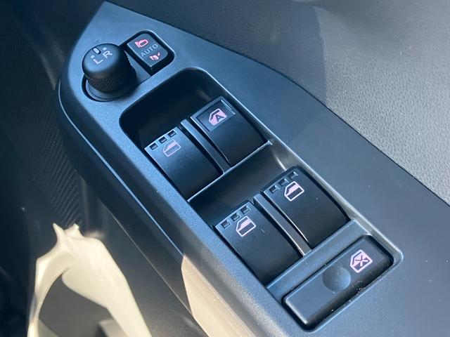 ウェイクGターボVS SAIII15インチアルミホイール 両側パワースライドドア UVカットガラス キーフリーシステム オートエアコン(プッシュ式) LEDヘッドランプ(静岡県)の中古車