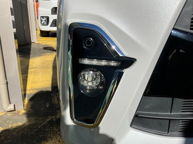 タントカスタムＲＳ１５インチアルミホイール　キーフリーシステム　プッシュボタンスタート　オートエアコン（プッシュ式）　フルＬＥＤヘッドランプ　オート格納式カラードドアミラー　本革巻ステアリングホイール（静岡県）の中古車