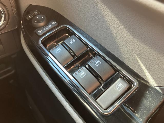 タントカスタムＲＳ１５インチアルミホイール　キーフリーシステム　プッシュボタンスタート　オートエアコン（プッシュ式）　フルＬＥＤヘッドランプ　オート格納式カラードドアミラー　本革巻ステアリングホイール（静岡県）の中古車