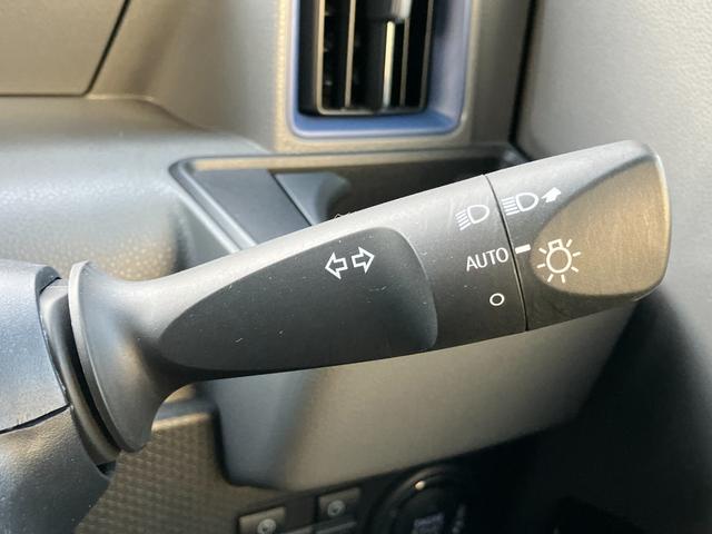 タントカスタムＸ１４インチアルミホイール　大型エアロバンパー　フルＬＥＤヘッドランプ　オート格納式カラードドアミラー　両側パワースライドドア　キーフリーシステム　プッシュボタンスタート（静岡県）の中古車