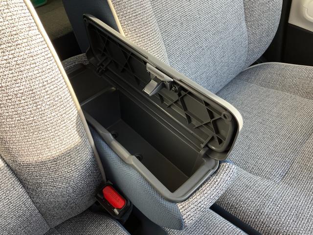 ムーヴキャンバスストライプスＧ１４インチフルホイールキャップ　ＬＥＤヘッドランプ　ＬＥＤフォグランプ　ホっとカップホルダー　両側パワースライドドア　キーフリーシステム　プッシュボタンスタート　ＵＶカットガラス（静岡県）の中古車