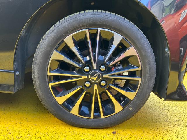 タントカスタムＲＳ１５インチアルミホイール　キーフリーシステム　プッシュボタンスタート　オートエアコン（プッシュ式）　フルＬＥＤヘッドランプ　オート格納式カラードドアミラー　本革巻ステアリングホイール（静岡県）の中古車