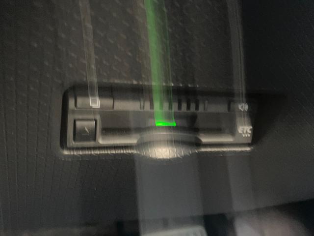 タントカスタムＸ１４インチアルミホイール　大型エアロバンパー　フルＬＥＤヘッドランプ　オート格納式カラードドアミラー　両側パワースライドドア　キーフリーシステム　プッシュボタンスタート（静岡県）の中古車