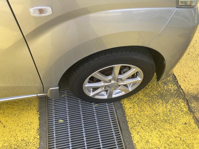 ムーヴＸ　ＳＡ１４インチアルミホイー　キーフリーシステム　オートエアコン（プッシュ式）　ハロゲンヘッドライト　リヤシートロングスライド　電動格納式カラードドアミラー（静岡県）の中古車