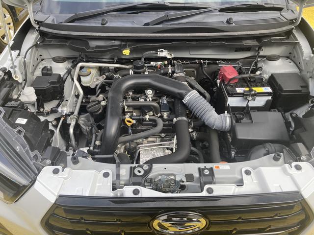 ロッキープレミアム１７インチアルミホイール　ＵＶＩＲカット遮音ガラス　フルＬＥＤヘッドランプ　キーフリーシステム　革巻きステアリングホイール　本革シフトノブ　アクティブマルチインフォメーションメーター（静岡県）の中古車