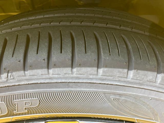 ロッキープレミアムＧ　ＨＥＶ１７インチアルミホイール　ＵＶＩＲカット遮音ガラス　フルＬＥＤヘッドランプ　キーフリーシステム　革巻きステアリングホイール　本革シフトノブ　アクティブマルチインフォメーションメーター（静岡県）の中古車