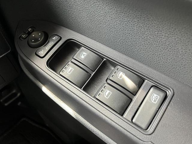 タントカスタムＸ１４インチアルミホイール　大型エアロバンパー　フルＬＥＤヘッドランプ　オート格納式カラードドアミラー　両側パワースライドドア　キーフリーシステム　プッシュボタンスタート（静岡県）の中古車