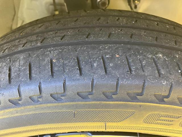 タントカスタムＸ１４インチアルミホイール　大型エアロバンパー　フルＬＥＤヘッドランプ　オート格納式カラードドアミラー　両側パワースライドドア　キーフリーシステム　プッシュボタンスタート（静岡県）の中古車