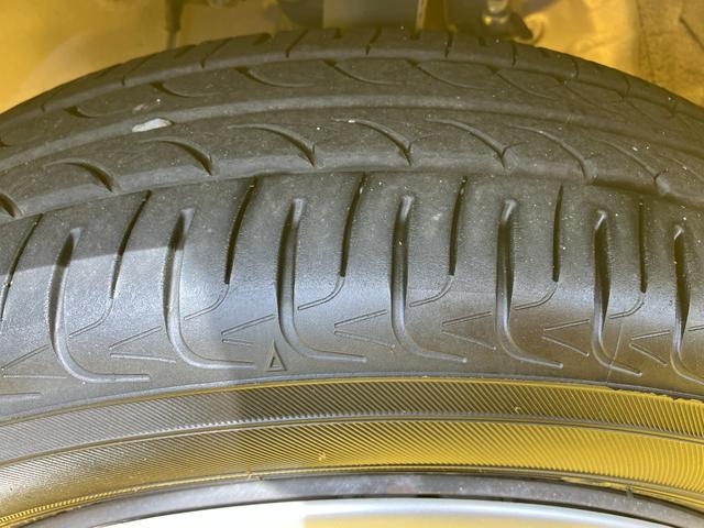 ムーヴキャンバスＧブラックインテリアリミテッド　ＳＡIII１４インチフルホイールキャップ　ＬＥＤヘッドランプ　キーフリーシステム　両側パワースライドドア　オートエアコン（プッシュ式）　オートライト　置きラクボックス（静岡県）の中古車