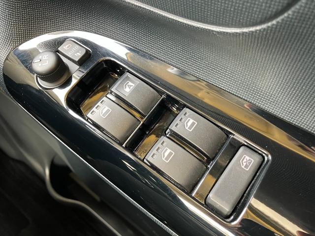 ムーヴキャンバスＧブラックインテリアリミテッド　ＳＡIII１４インチフルホイールキャップ　ＬＥＤヘッドランプ　キーフリーシステム　両側パワースライドドア　オートエアコン（プッシュ式）　オートライト　置きラクボックス（静岡県）の中古車