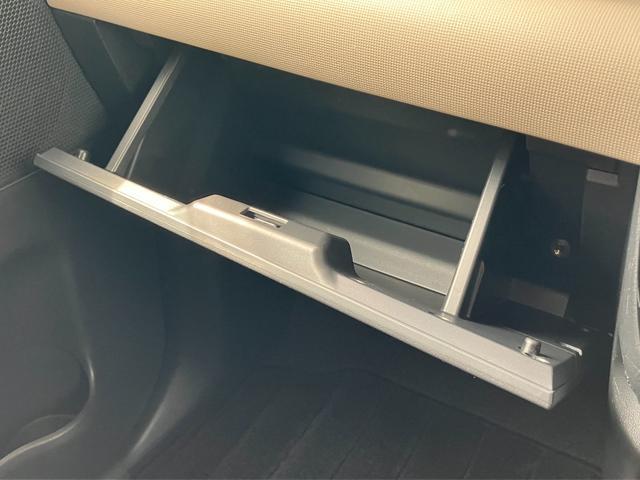 ムーヴキャンバスＧブラックインテリアリミテッド　ＳＡIII１４インチフルホイールキャップ　ＬＥＤヘッドランプ　キーフリーシステム　両側パワースライドドア　オートエアコン（プッシュ式）　オートライト　置きラクボックス（静岡県）の中古車