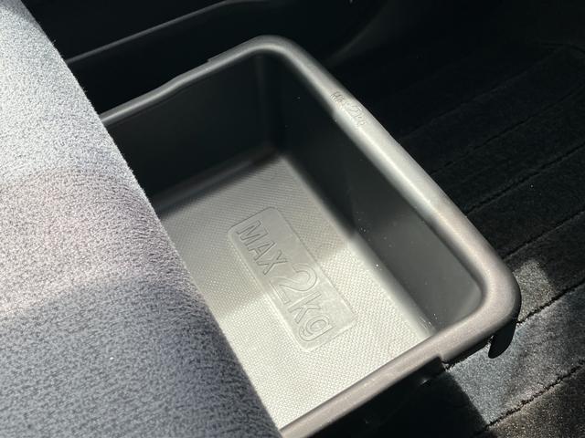 ムーヴキャンバスＧブラックインテリアリミテッド　ＳＡIII１４インチフルホイールキャップ　ＬＥＤヘッドランプ　キーフリーシステム　両側パワースライドドア　オートエアコン（プッシュ式）　オートライト　置きラクボックス（静岡県）の中古車