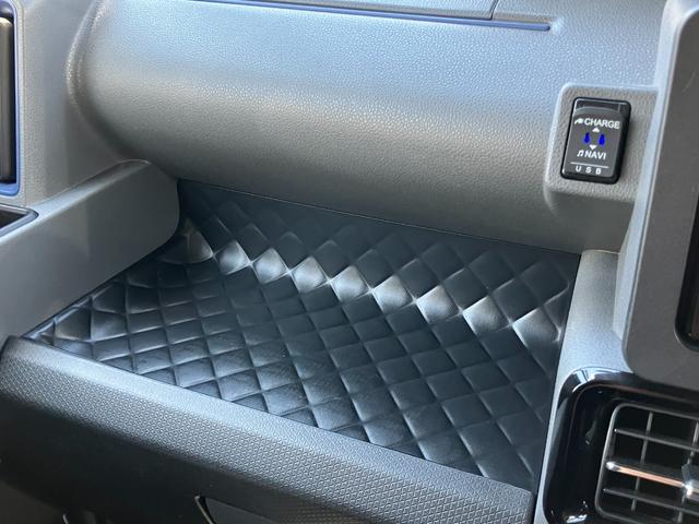タントカスタムＸ１４インチアルミホイール　大型エアロバンパー　フルＬＥＤヘッドランプ　オート格納式カラードドアミラー　両側パワースライドドア　キーフリーシステム　プッシュボタンスタート（静岡県）の中古車