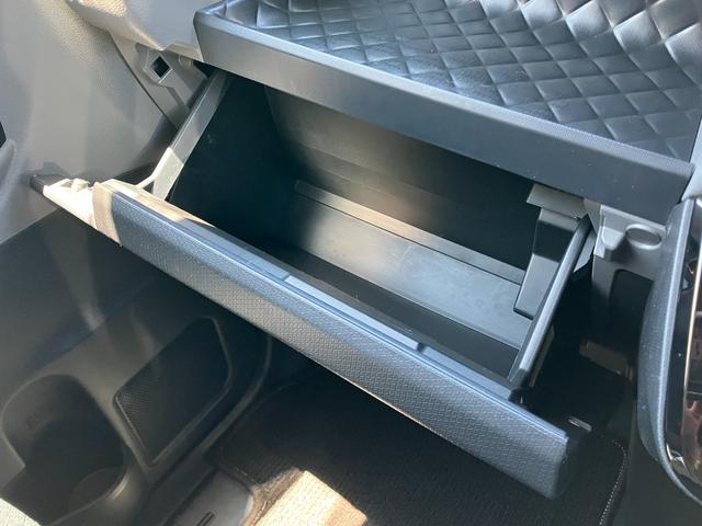 タントカスタムＸ１４インチアルミホイール　大型エアロバンパー　フルＬＥＤヘッドランプ　オート格納式カラードドアミラー　両側パワースライドドア　キーフリーシステム　プッシュボタンスタート（静岡県）の中古車