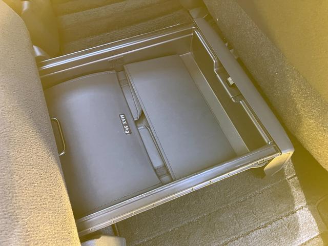 ムーヴキャンバスＧブラックアクセントＶＳ　ＳＡIII１４インチフルホイールキャップ　ＬＥＤヘッドランプ　キーフリーシステム　両側パワースライドドア　オートエアコン（プッシュ式）　オートライト　置きラクボックス（静岡県）の中古車