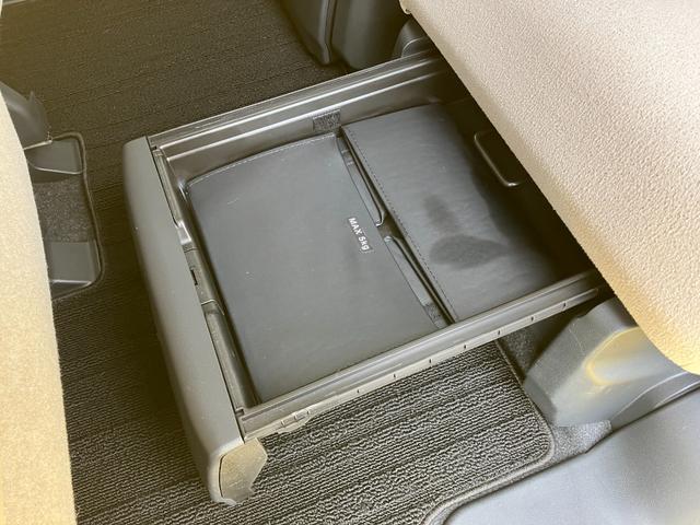 ムーヴキャンバスＧメイクアップＶＳ　ＳＡIII１４インチフルホイールキャップ　ＬＥＤヘッドランプ　キーフリーシステム　両側パワースライドドア　オートエアコン（プッシュ式）　オートライト　置きラクボックス（静岡県）の中古車