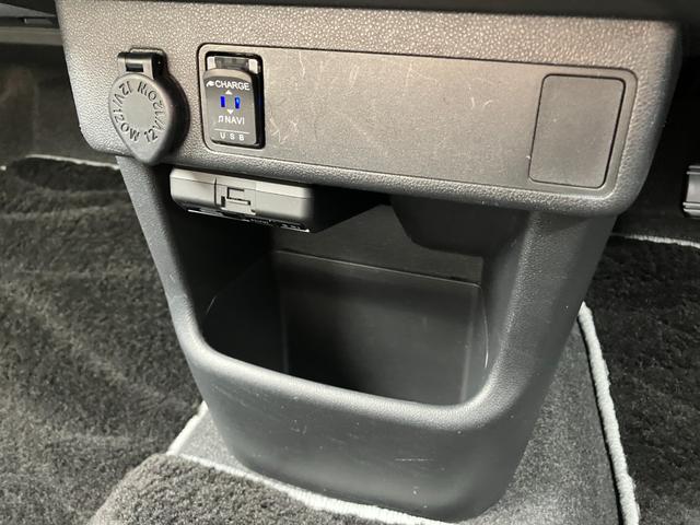 ブーンシルク　Ｇパッケージ　ＳＡIIIキーフリーシステム　プッシュボタンスタート　純正ナビ　フルホイールキャップ　電動格納ドアミラー　オートエアコン（プッシュ式）　ＵＶカットガラス（静岡県）の中古車