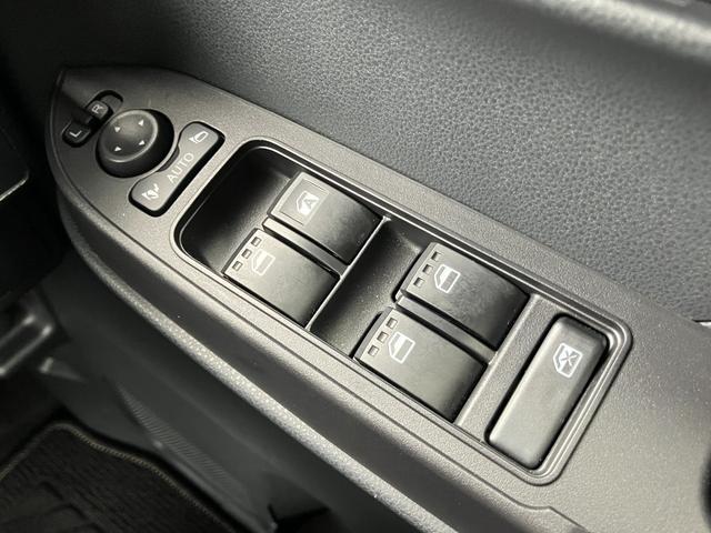 タントカスタムＲＳ１５インチアルミホイール　キーフリーシステム　プッシュボタンスタート　オートエアコン（プッシュ式）　フルＬＥＤヘッドランプ　オート格納式カラードドアミラー　本革巻ステアリングホイール（静岡県）の中古車