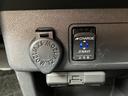 キーフリーシステム　プッシュボタンスタート　純正ナビ　フルホイールキャップ　電動格納ドアミラー　オートエアコン（プッシュ式）　ＵＶカットガラス（静岡県）の中古車