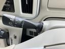 １４インチフルホイールキャップ　キーフリーシステム　オートエアコン（プッシュ式）　オートライト　置きラクボックス　運転席シートリフター　チルトステアリング（静岡県）の中古車