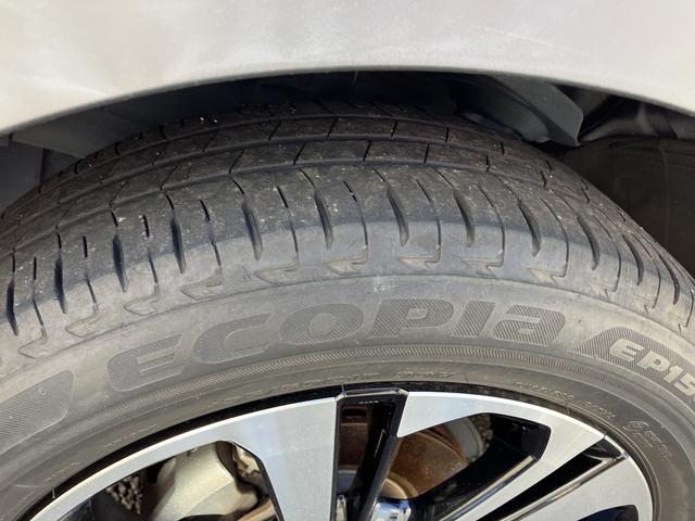 ロッキーＧ１７インチアルミホイール　ＵＶＩＲカット遮音ガラス　フルＬＥＤヘッドランプ　運転席・助手席シートヒーター　ウレタンステアリングホイール　本革シフトノブ　アクティブマルチインフォメーションメーター（静岡県）の中古車