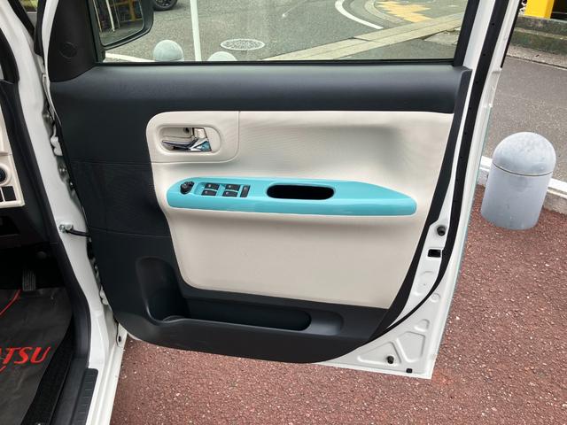 ムーヴキャンバスＧメイクアップ　ＳＡIII１４インチフルホイールキャップ　ＬＥＤヘッドランプ　キーフリーシステム　両側パワースライドドア　オートエアコン（プッシュ式）　オートライト　置きラクボックス（静岡県）の中古車