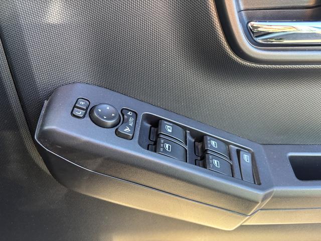 タフトGターボ15インチアルミホイール オートレベリング機能付フルLEDヘッドランプ LEDフォグランプ 本革巻ステアリングホイール 本革巻インパネセンターシフト TFTカラーマルチインフォメーションディスプレイ(静岡県)の中古車