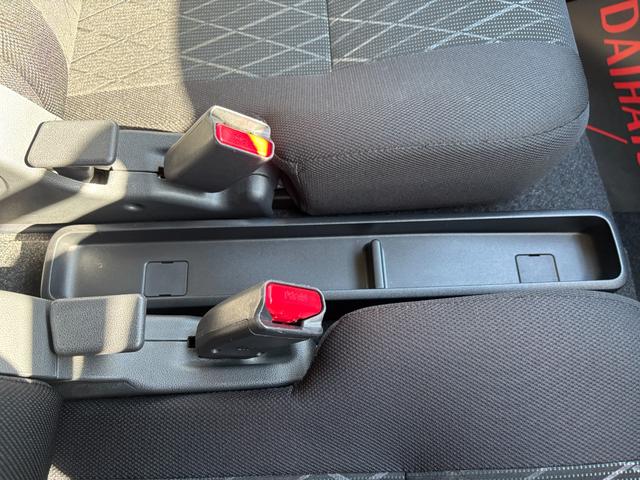 アトレーRS12インチフルホイールキャップ オートエアコン キーフリーシステム スペアタイヤ LEDヘッドランプ パワースライドドア(両側)(静岡県)の中古車