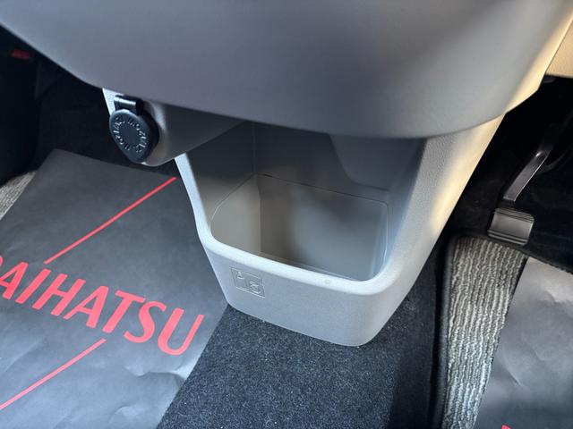 ムーヴＸリミテッドII　ＳＡIIIＬＥＤヘッドランプ　ブラックインテリアパック　１４インチアルミホイール　スーパーＵＶＩＲカットガラス　キーフリーシステム　オートエアコン（プッシュ式）（静岡県）の中古車