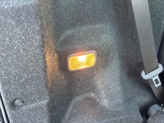 ムーヴＸリミテッドII　ＳＡIIIＬＥＤヘッドランプ　ブラックインテリアパック　１４インチアルミホイール　スーパーＵＶＩＲカットガラス　キーフリーシステム　オートエアコン（プッシュ式）（静岡県）の中古車