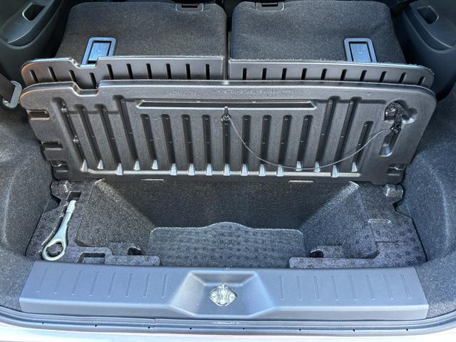 ムーヴＸリミテッドII　ＳＡIIIＬＥＤヘッドランプ　ブラックインテリアパック　１４インチアルミホイール　スーパーＵＶＩＲカットガラス　キーフリーシステム　オートエアコン（プッシュ式）（静岡県）の中古車