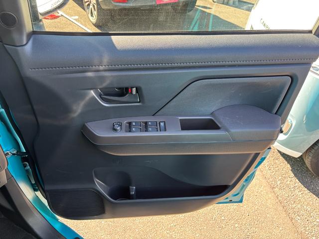 トールＸキーフリーシステム　プッシュボタンスタート　マニュアルエアコン　片側電動スライドドア　ハロゲンヘッドライト　ＵＶカットガラス　フルホイールキャップ（静岡県）の中古車