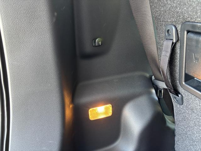 トールＸキーフリーシステム　プッシュボタンスタート　マニュアルエアコン　片側電動スライドドア　ハロゲンヘッドライト　ＵＶカットガラス　フルホイールキャップ（静岡県）の中古車