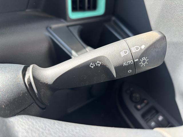 タントL14インチフルホイールキャップ フルLEDヘッドランプ マルチインフォメーションディスプレイ スマートアシスト UVカットガラス(静岡県)の中古車