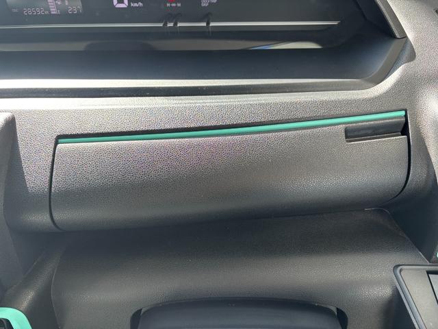 タントL14インチフルホイールキャップ フルLEDヘッドランプ マルチインフォメーションディスプレイ スマートアシスト UVカットガラス(静岡県)の中古車