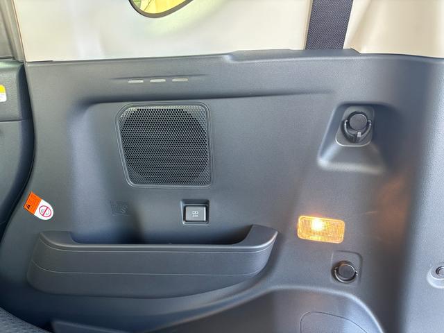 タントファンクロス14インチアルミホイール 大型エアロバンパー フルLEDヘッドランプ オート格納式カラードドアミラー 両側パワースライドドア キーフリーシステム プッシュボタンスタート(静岡県)の中古車