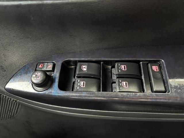 タントカスタムＸ　トップエディションリミテッドＳＡIII１４インチアルミホイール　キーフリーシステム　パワースライドドア（両側）　オートエアコン（プッシュ式）　ＬＥＤヘッドランプ（静岡県）の中古車