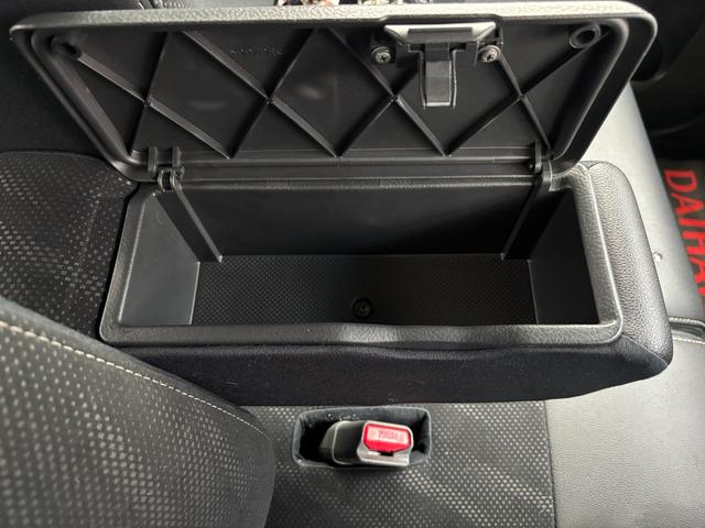 タントカスタムＸ　トップエディションリミテッドＳＡIII１４インチアルミホイール　キーフリーシステム　パワースライドドア（両側）　オートエアコン（プッシュ式）　ＬＥＤヘッドランプ（静岡県）の中古車